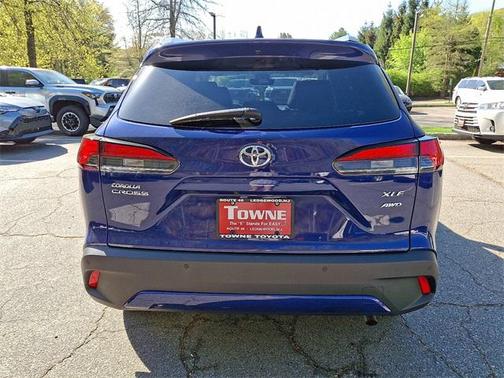 2022 Toyota Corolla Cross XLE