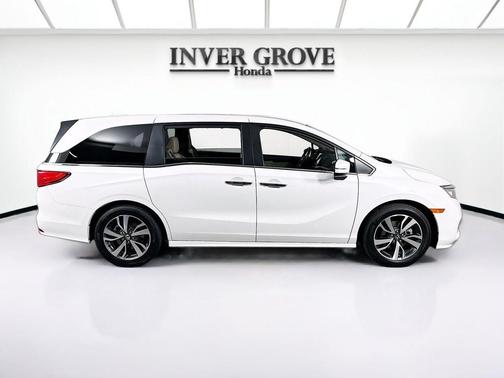 Platinum White Pearl 2023 Honda Odyssey Touring