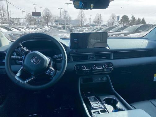 2026 Honda Pilot Touring 8-Passenger