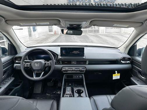 2026 Honda Pilot Touring 8-Passenger