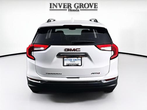 2022 GMC Terrain AWD AT4