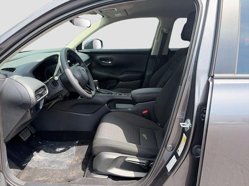 MODERN_STEEL 2027 Honda HR-V LX