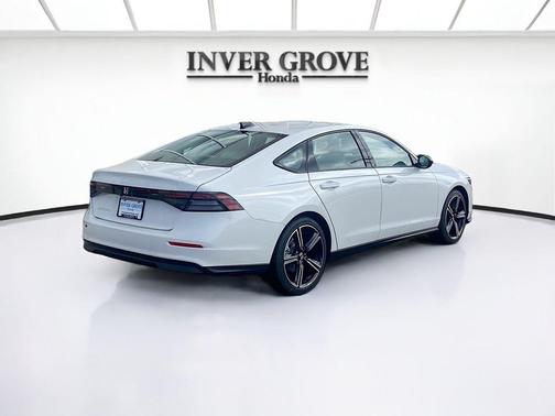 PLATINUM_WHITE 2026 Honda Accord SE