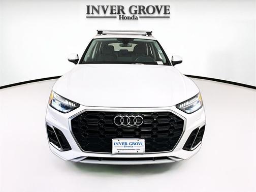 2022 Audi Q5 45 S line Prestige