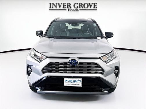 2020 Toyota RAV4 Hybrid SE