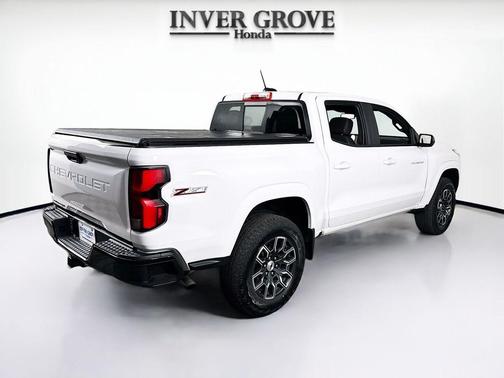 Summit White 2023 Chevrolet Colorado Z71
