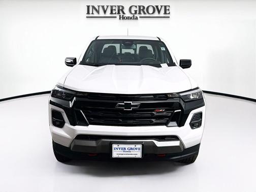 Summit White 2023 Chevrolet Colorado Z71