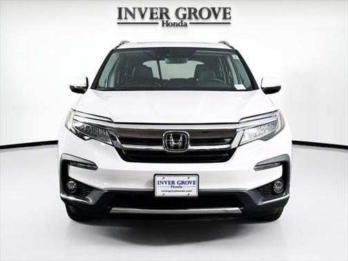 2022 Honda Pilot Touring 8-Passenger