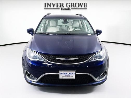 2018 Chrysler Pacifica Touring-L Plus