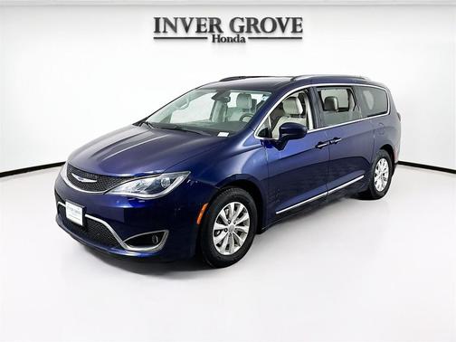 2018 Chrysler Pacifica Touring-L Plus
