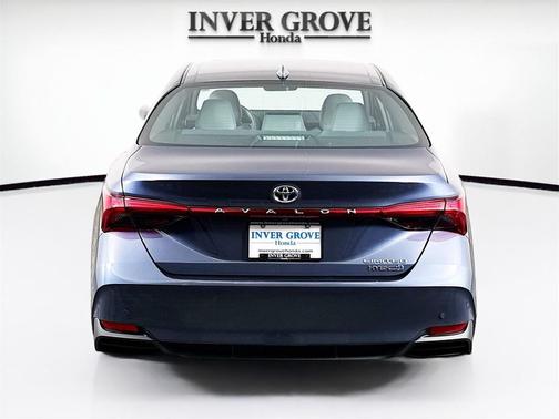 2020 Toyota Avalon Hybrid Limited