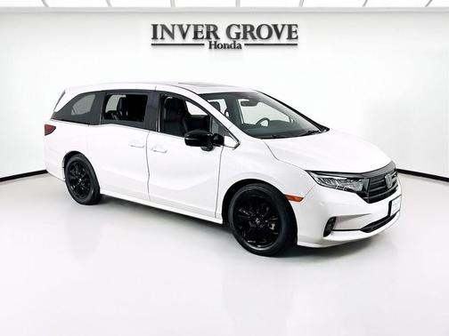 Platinum White Pearl 2024 Honda Odyssey Sport