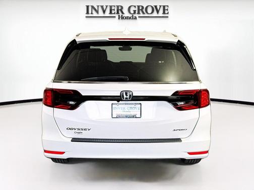 Platinum White Pearl 2024 Honda Odyssey Sport