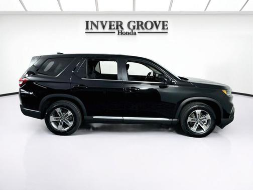 CRYSTAL BLACK 2025 Honda Pilot EX-L