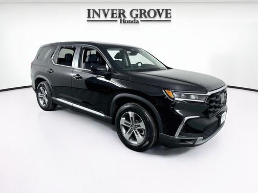 CRYSTAL BLACK 2025 Honda Pilot EX-L