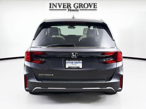 MODERN STEEL 2026 Honda Odyssey EX-L