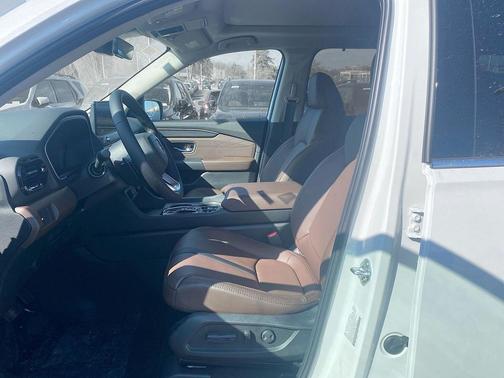 2026 Honda Pilot Touring 8-Passenger