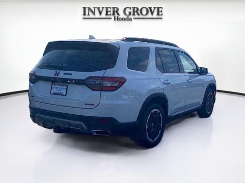 2026 Honda Pilot Touring 8-Passenger