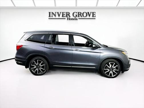 2022 Honda Pilot Touring 8-Passenger