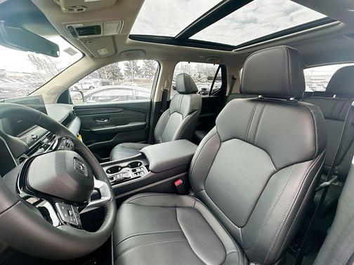 2026 Honda Pilot Touring 8-Passenger