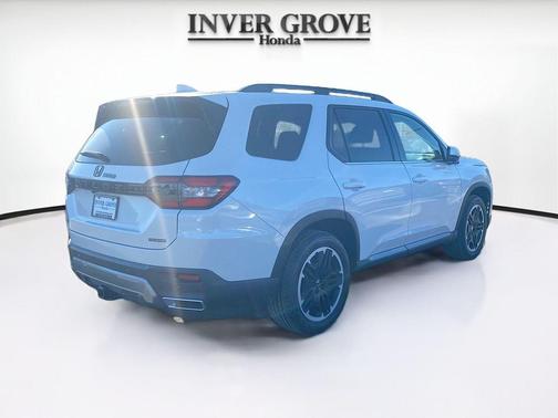 2026 Honda Pilot Touring 8-Passenger