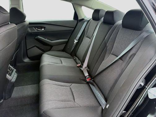 CRYSTAL_BLACK 2026 Honda Accord SE