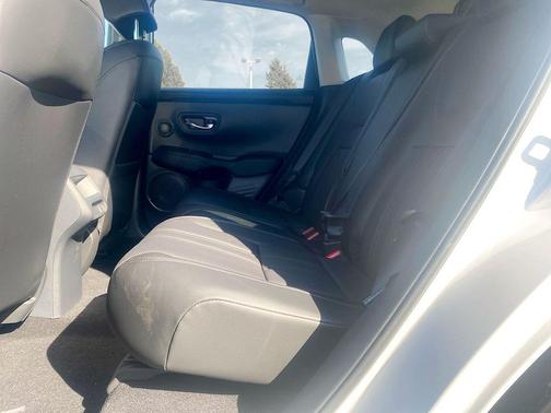 PLATINUM_WHITE 2026 Honda HR-V EX-L