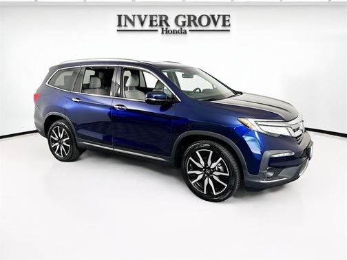 2022 Honda Pilot Touring 8-Passenger