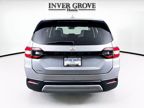 2023 Honda Pilot AWD EX-L 8 Passenger