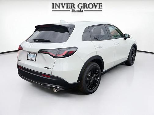 PLATINUM_WHITE 2027 Honda HR-V Sport