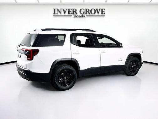 Summit White 2023 GMC Acadia AWD AT4