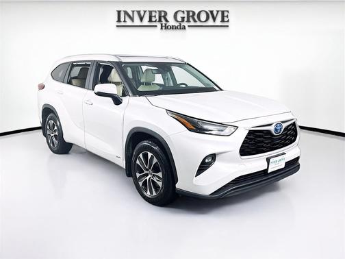 2023 Toyota Highlander Hybrid XLE