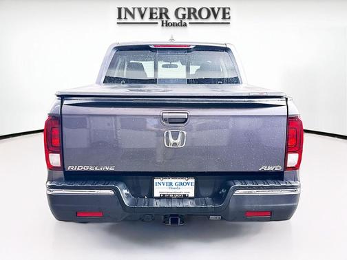 Modern Steel Metallic 2019 Honda Ridgeline RTL