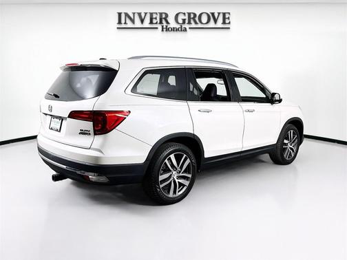 2017 Honda Pilot Elite