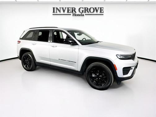 2024 Jeep Grand Cherokee Altitude