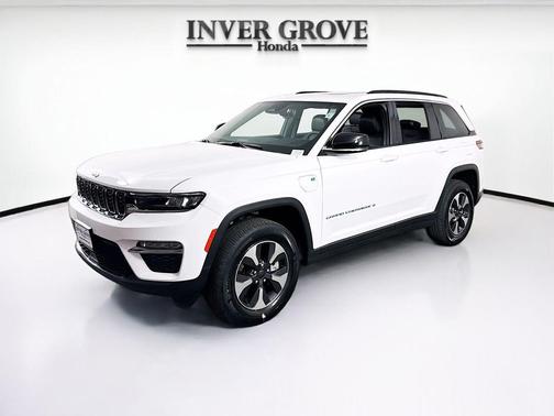 Bright White Clearcoat 2025 Jeep Grand Cherokee 4xe Base