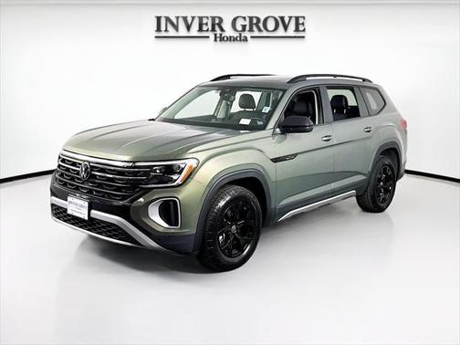2024 Volkswagen Atlas 2.0T SE w/Technology 4MOTION
