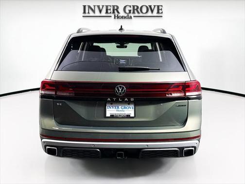 2024 Volkswagen Atlas 2.0T SE w/Technology 4MOTION