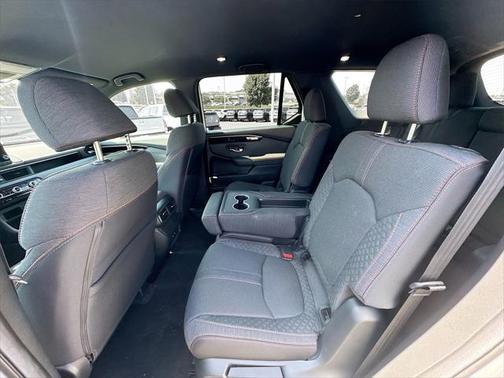 2025 Honda Pilot Sport