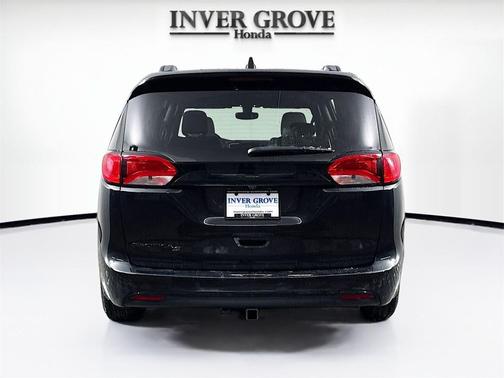 2018 Chrysler Pacifica Touring-L Plus