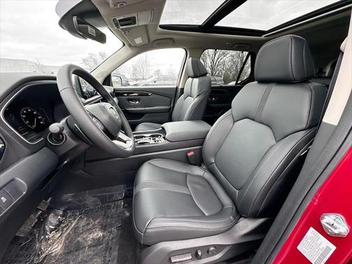 2025 Honda Pilot Touring 8-Passenger