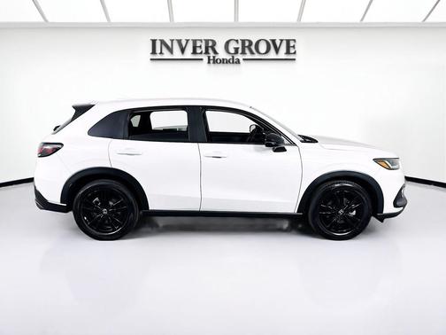 PLATINUM_WHITE 2026 Honda HR-V AWD Sport
