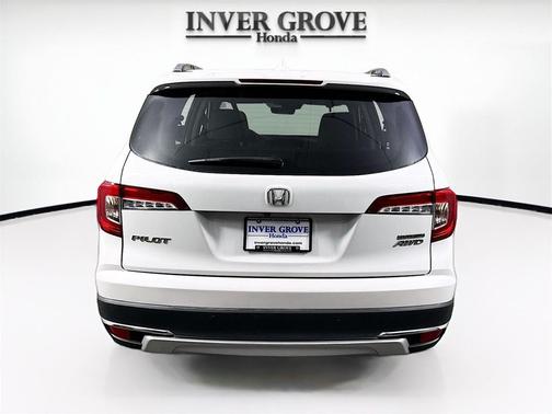 2020 Honda Pilot Touring 8-Passenger