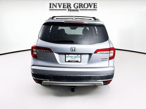 Lunar Silver Metallic 2019 Honda Pilot Touring 8-Passenger