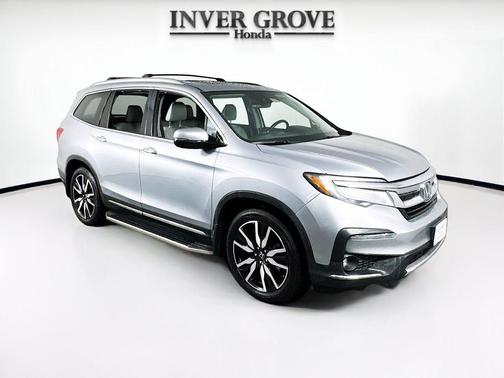 Lunar Silver Metallic 2019 Honda Pilot Touring 8-Passenger