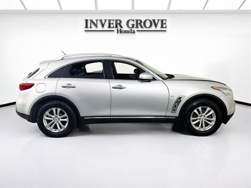2017 INFINITI QX70 Base