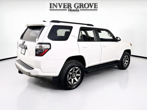 2024 Toyota 4Runner TRD Off Road
