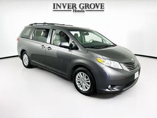 2011 Toyota Sienna XLE