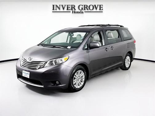 2011 Toyota Sienna XLE