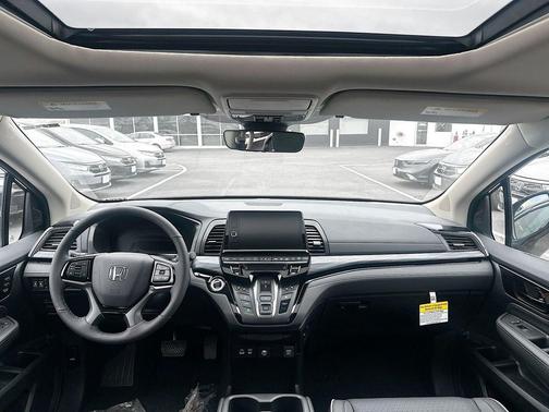 CRYSTAL_BLACK 2026 Honda Odyssey Elite